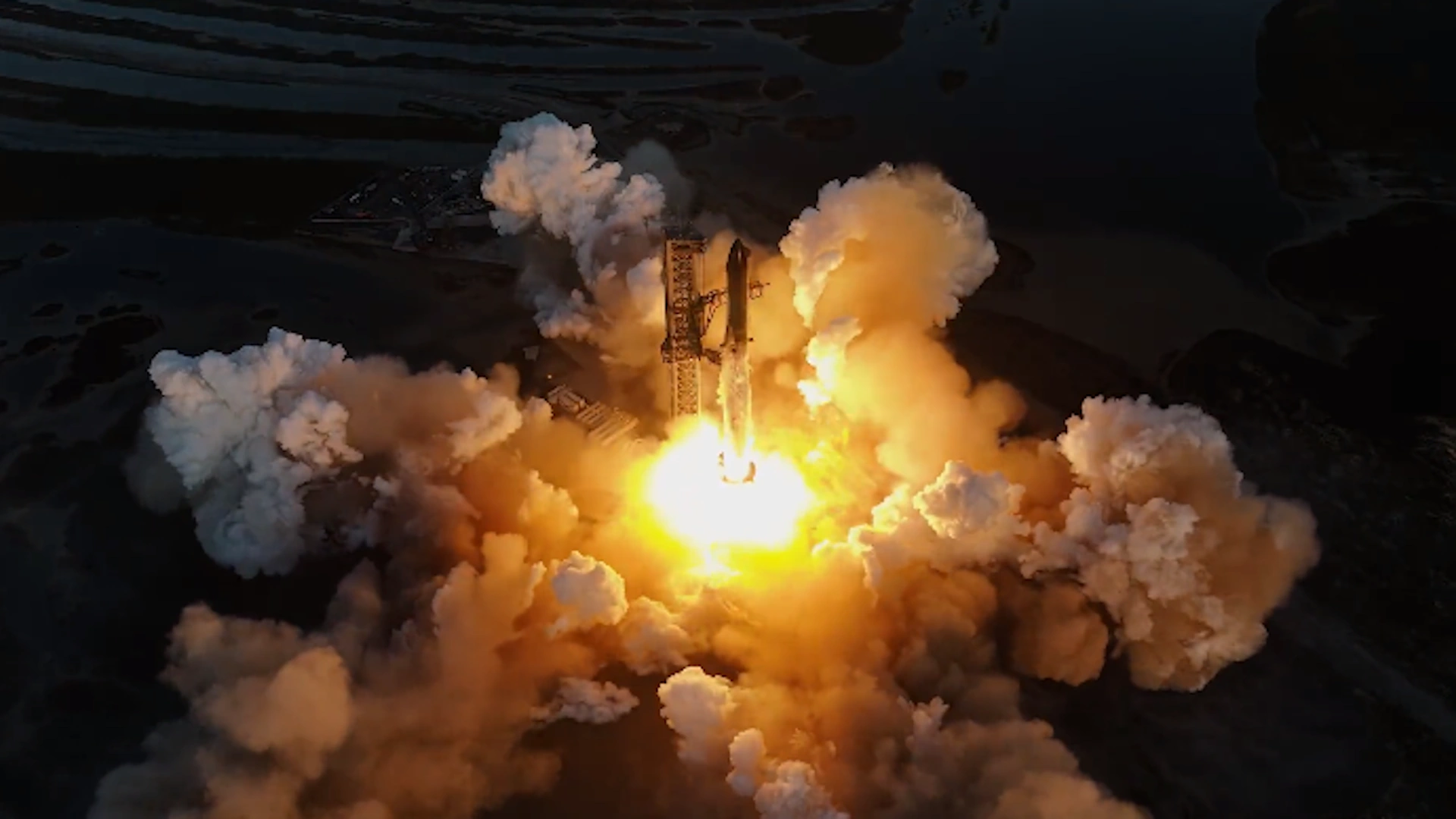 Another SpaceX test flight into space ended with the explosion of the Starship rocket