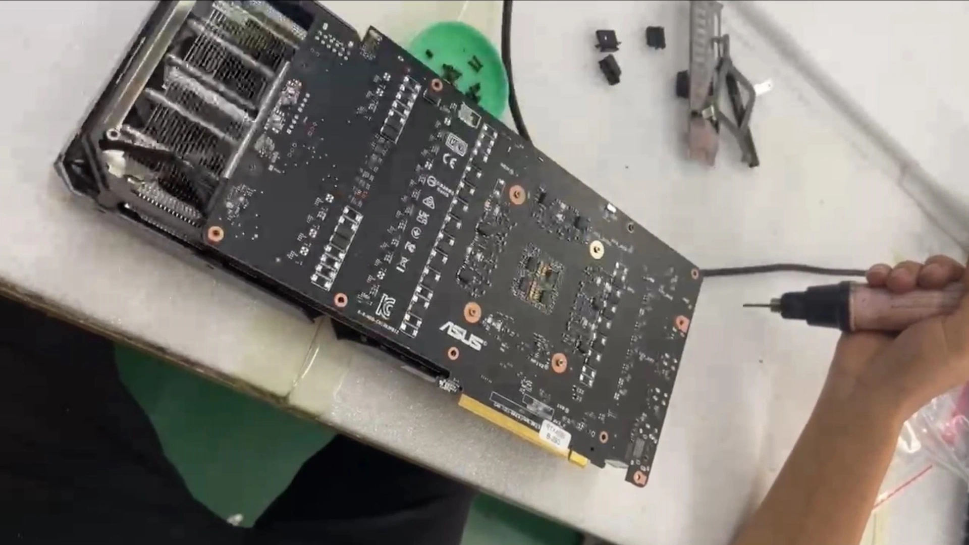 China’s metamorphosis of gaming into AI: factories dismantle Nvidia graphics cards and turn them into their own AI solutions